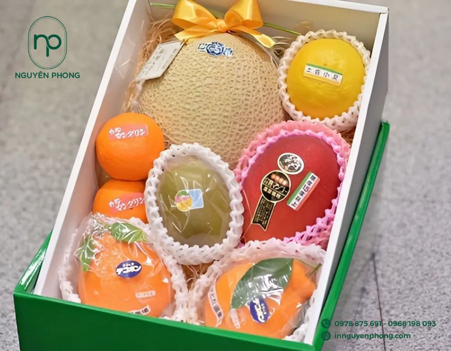 mau-hop-giay-dung-dua-luoi-lam-qua-tang